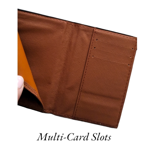 Just In!! HELLO KITTY Vegan Leather Card Passport Money Wallet Holder - Picture 4 of 9